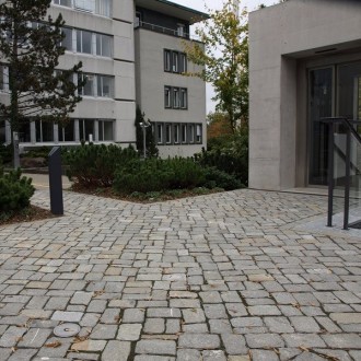 Pavés irréguliers spécials surface flammée