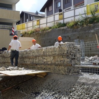 Gabions remplis sur place