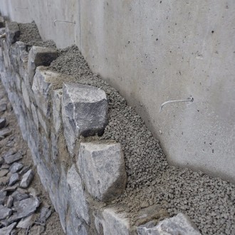 Pierres pour maçonnerie cyclopéenne, profondeur spéc. 8 - 15 cm