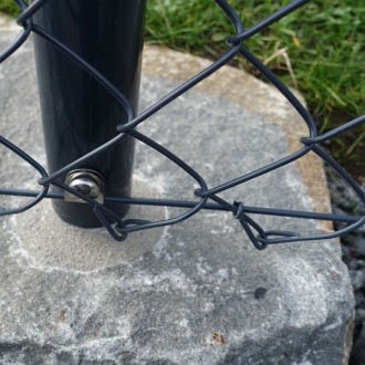 Blocs clivées grossièrement H = 40 cm