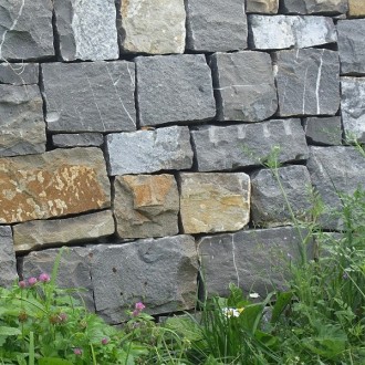 Mur sec, hauteur 20 cm et 11 - 20 cm