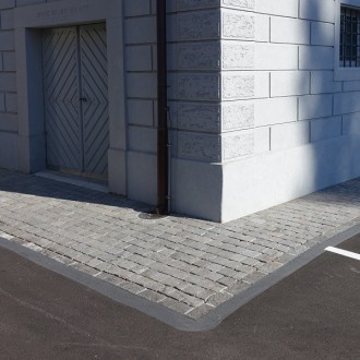 Pavés 11/13 surface abrasée, flammée