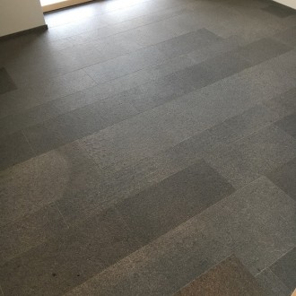 Dalles brossées, antiques