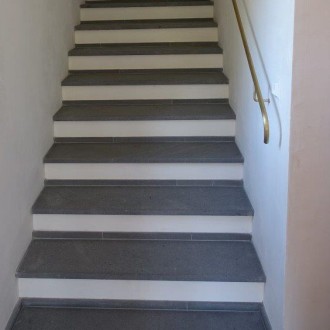 Marches d'escalier sablées