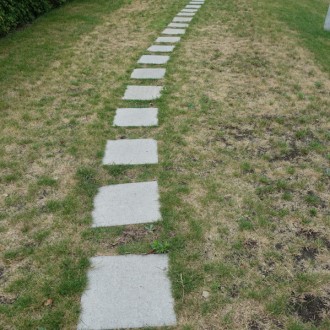 Dalles de revêtement pour sols flammées