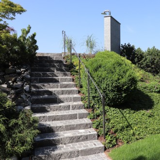 Bordures clivées, grossiérement taillées, Pavés 8/11
