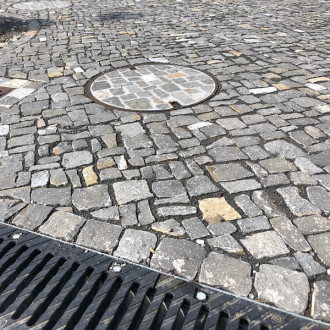 pavés irréguliers grands