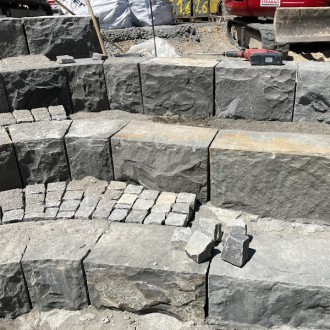 Blocs spécials et des pavés