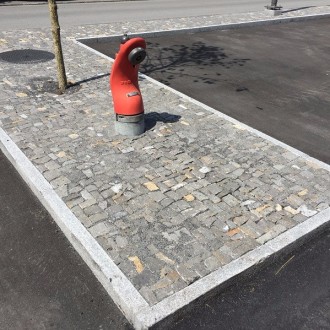 Pavés irréguliers grands