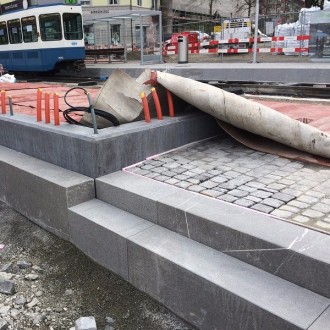 Pavés 8/11 surface flammée, Bordures de trottoir